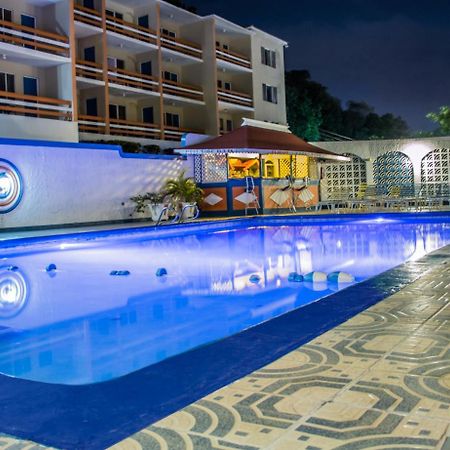 Hotel Montego Montego Bay Exterior photo