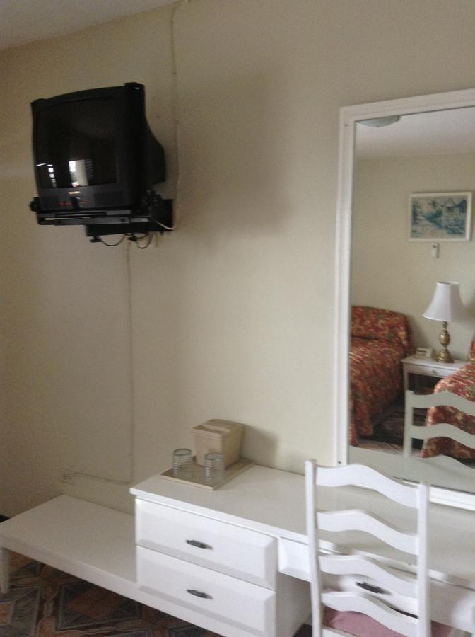 Hotel Montego Montego Bay Room photo