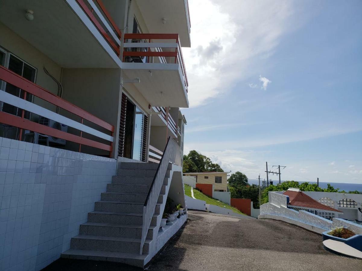 Hotel Montego Montego Bay Exterior photo