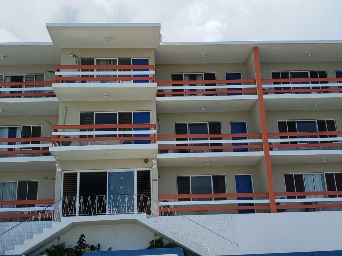 Hotel Montego Montego Bay Exterior photo