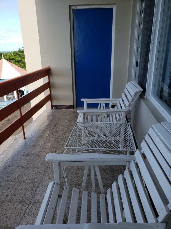 Hotel Montego Montego Bay Exterior photo